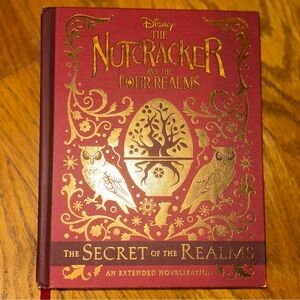 Disney Nutcracker And The Four Realms Extended Novelization Hardcover Book RARE